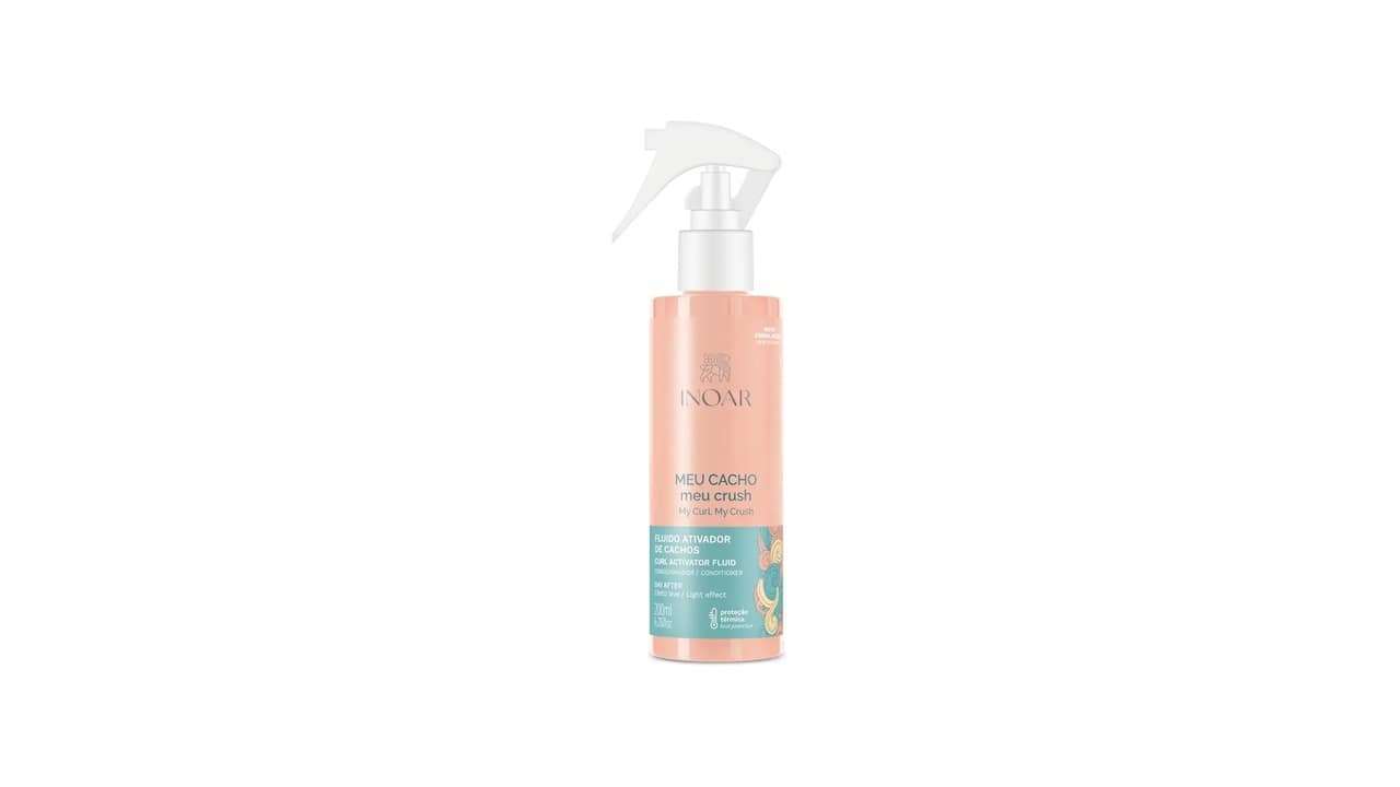 Melhor Ativador de Cachos: Definição, Hidratação e Controle de Frizz