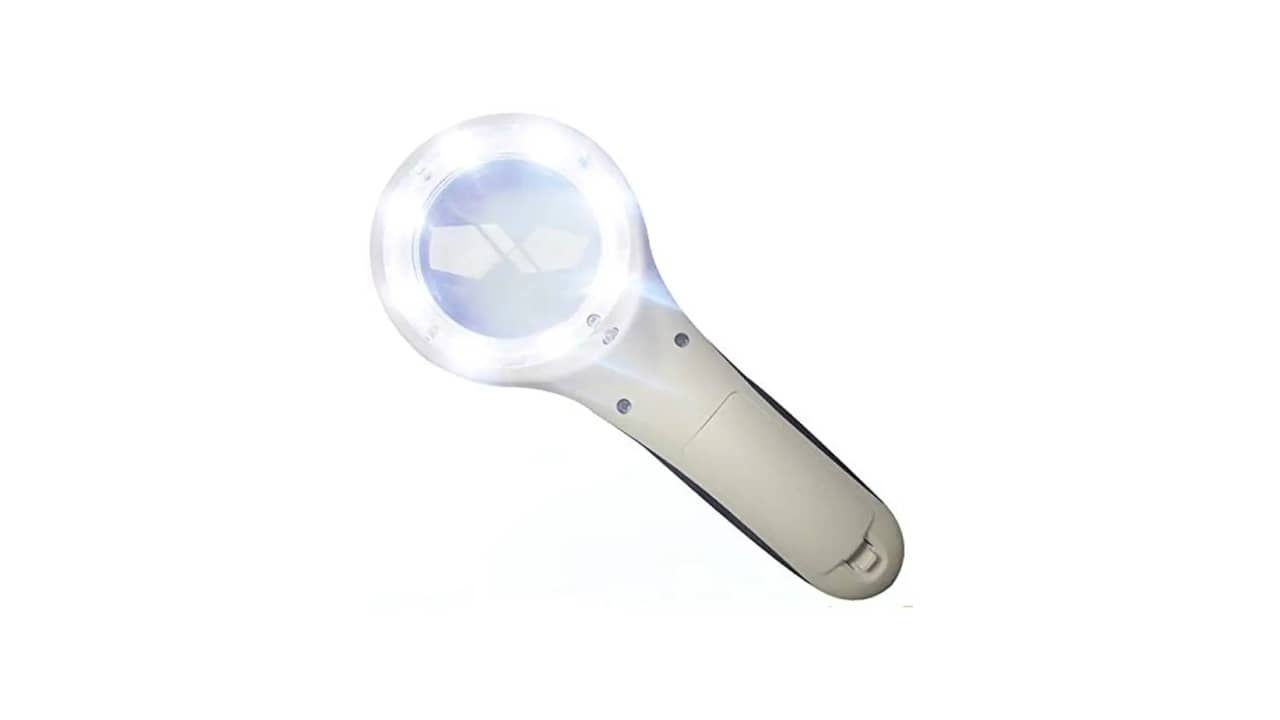Qual a Melhor Lupa para Estética? Iluminação e Zoom Perfeitos
